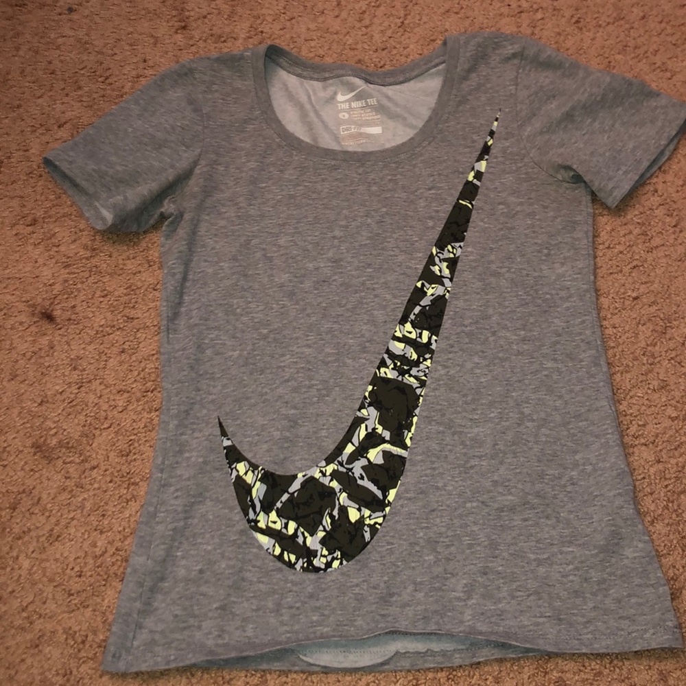 Nike t-shirt